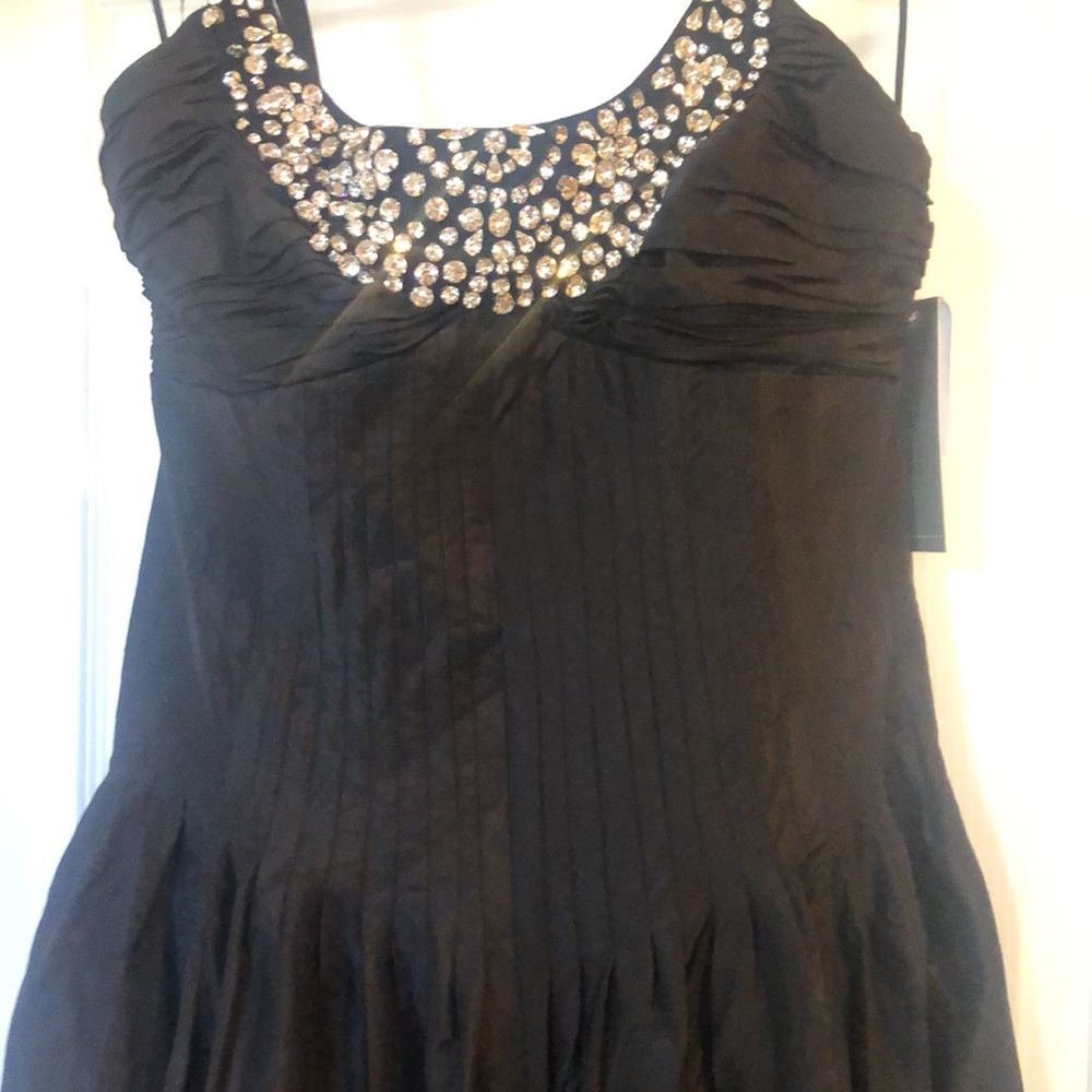 NWT Teri Jon 100% silk gown - Picture 10 of 11